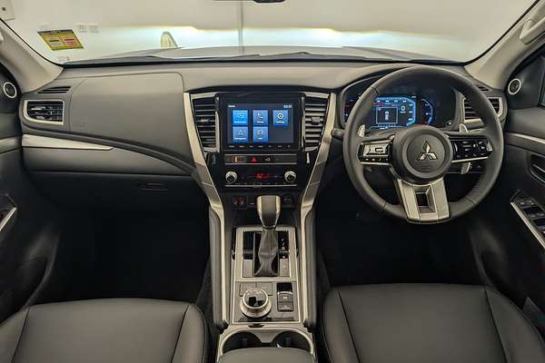 2025 Mitsubishi Pajero Sport Exceed QG