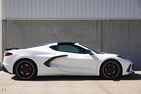 2024 Chevrolet Corvette Stingray 2LT C8