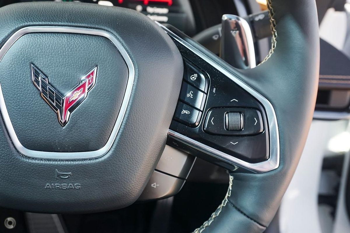 2024 Chevrolet Corvette Stingray 2LT C8