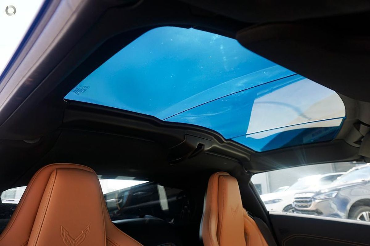 2024 Chevrolet Corvette Stingray 2LT C8