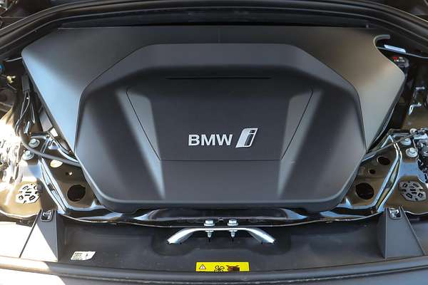 2024 BMW iX1 eDrive20 xLine U11