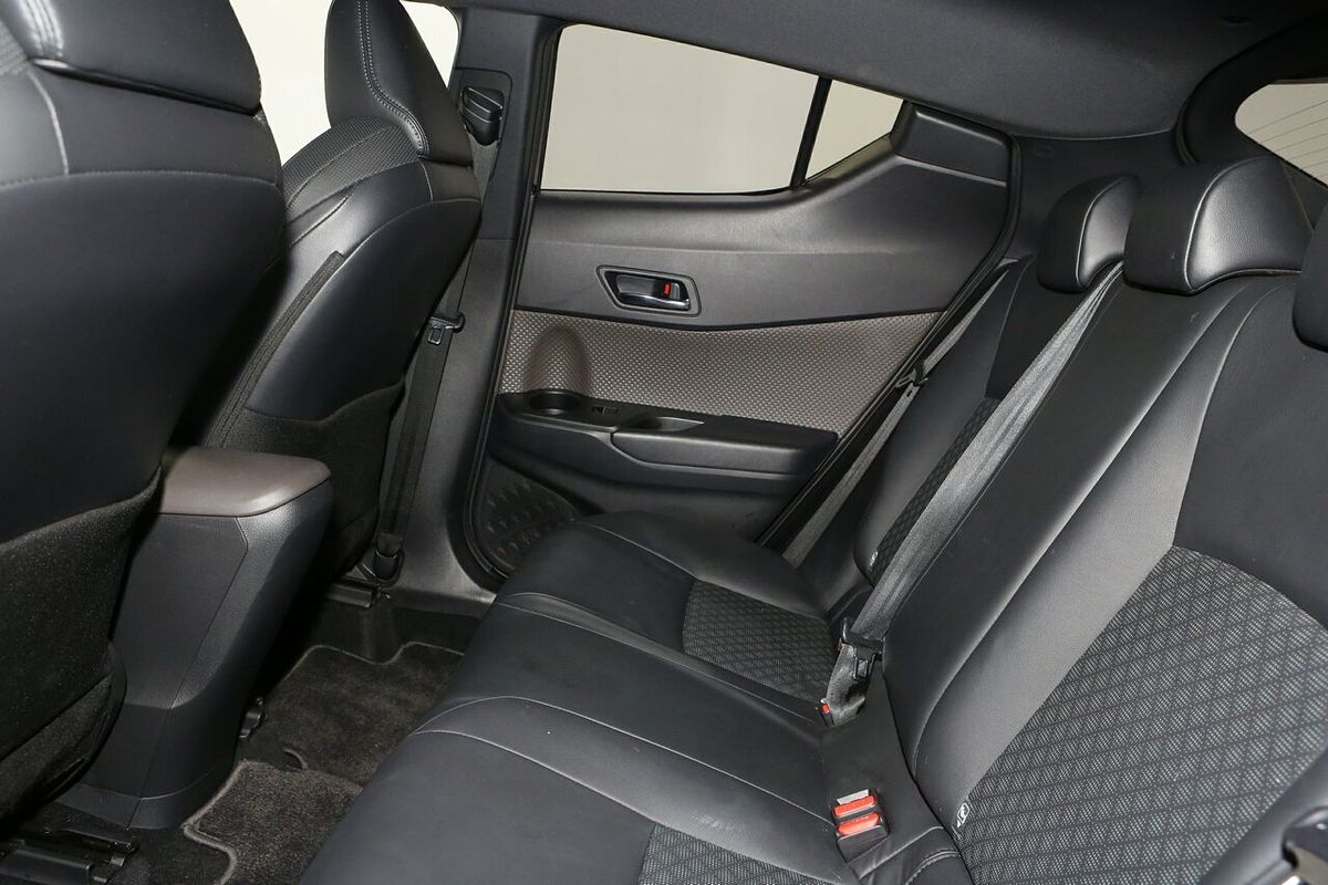 2022 Toyota C-HR Koba ZYX10R