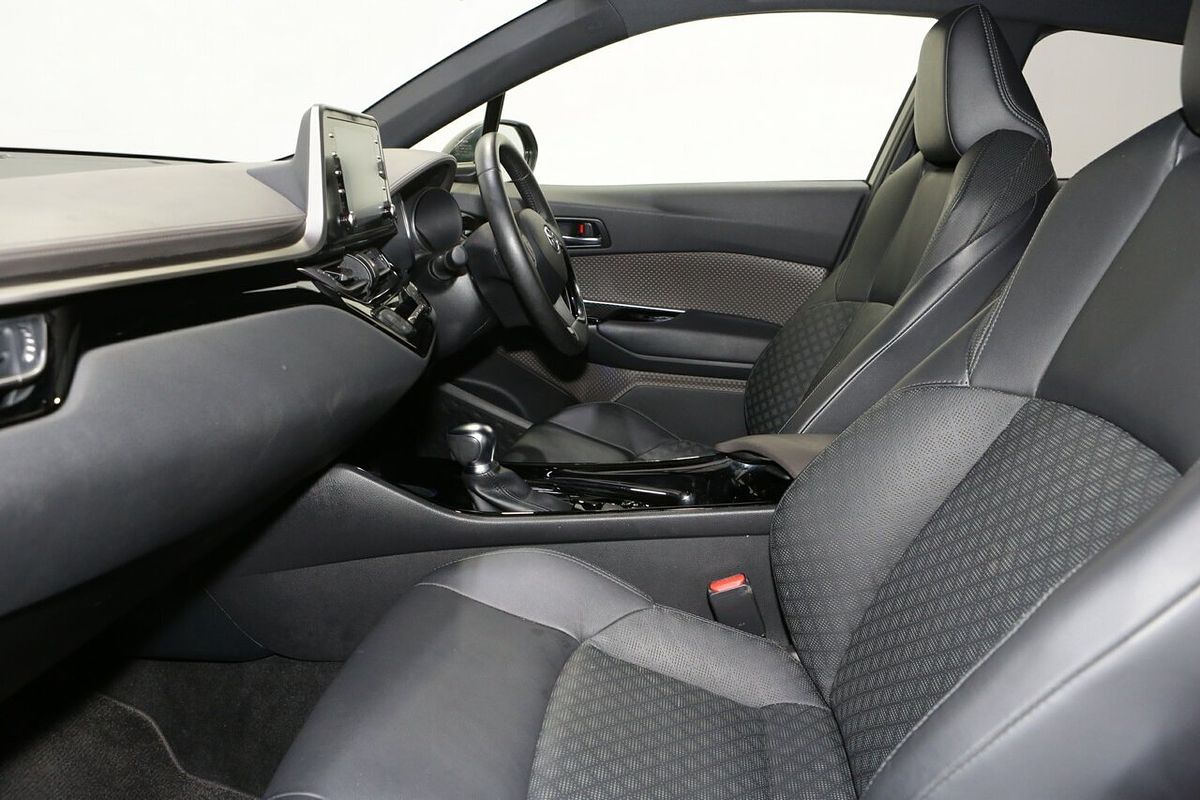 2022 Toyota C-HR Koba ZYX10R