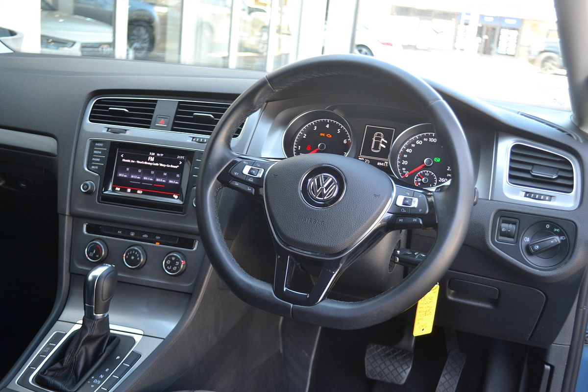 2015 Volkswagen Golf 90TSI 7