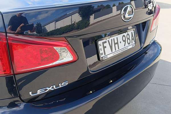 2010 Lexus IS IS250 Prestige GSE20R