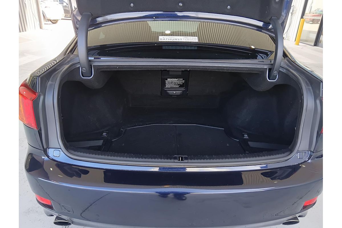 2010 Lexus IS IS250 Prestige GSE20R