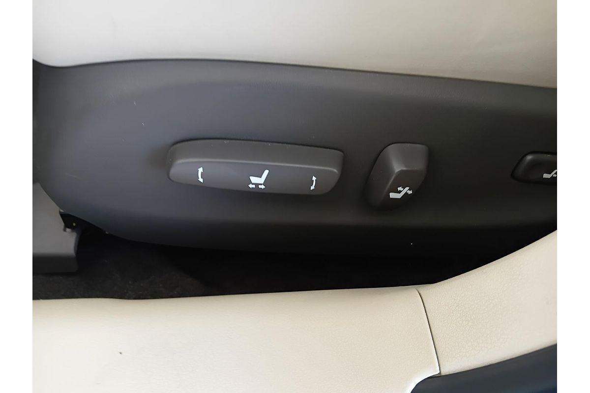 2010 Lexus IS IS250 Prestige GSE20R