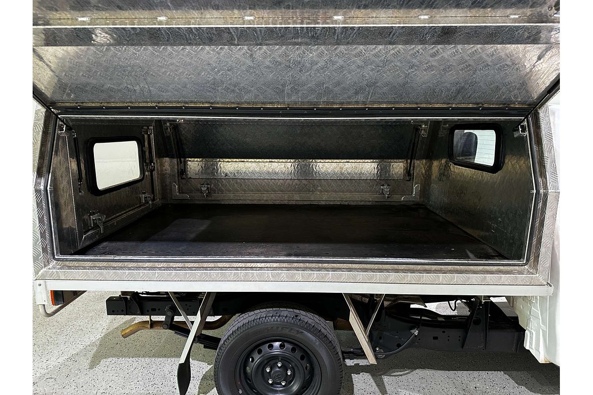 2016 Toyota Hilux Workmate TGN121R Rear Wheel Drive