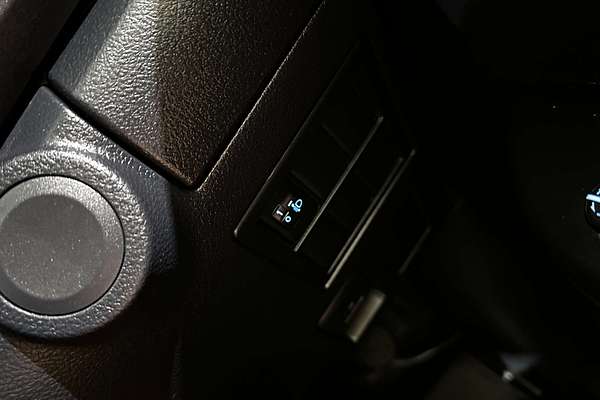 2016 Toyota Hilux Workmate TGN121R Rear Wheel Drive