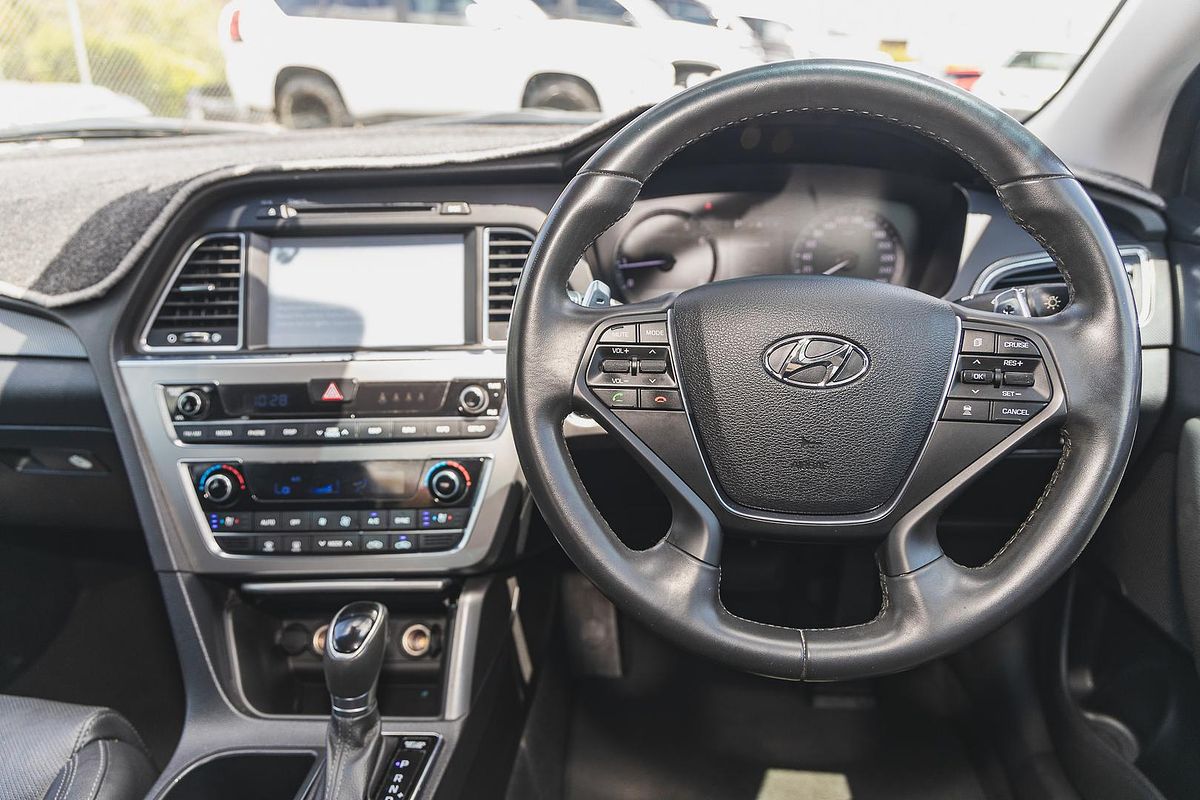 2016 Hyundai Sonata Premium LF3