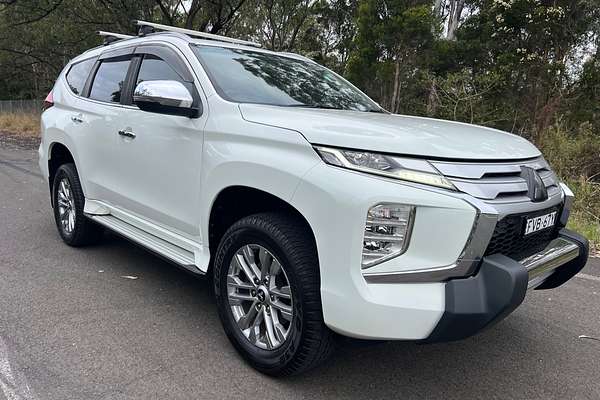2020 Mitsubishi Pajero Sport GLX QF