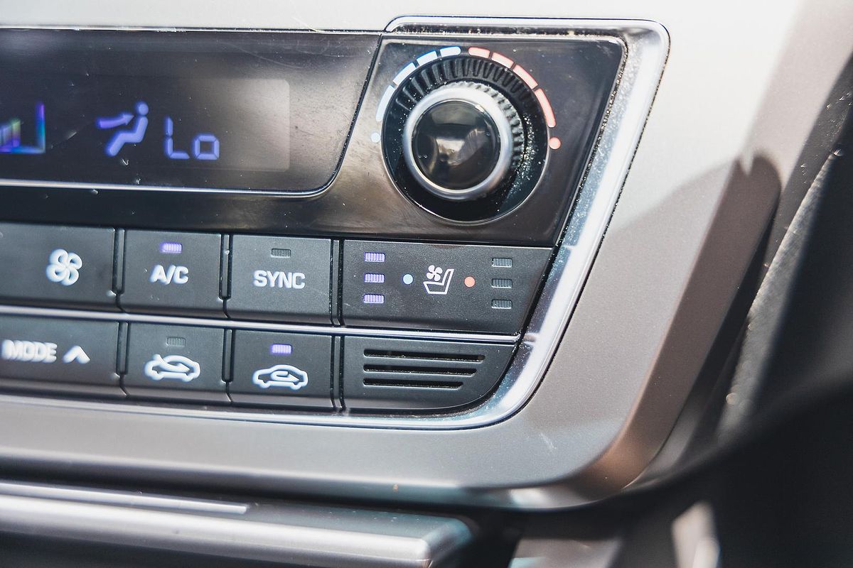 2016 Hyundai Sonata Premium LF3