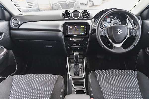 2023 Suzuki Vitara Limited Edition LY Series II