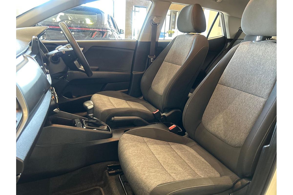 2021 Kia Stonic S YB