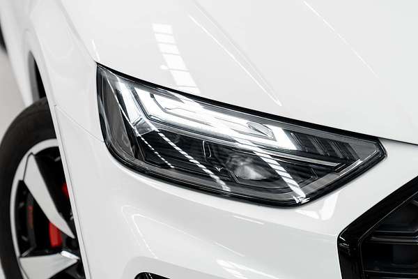 2023 Audi Q5 55 TFSI e S line FY