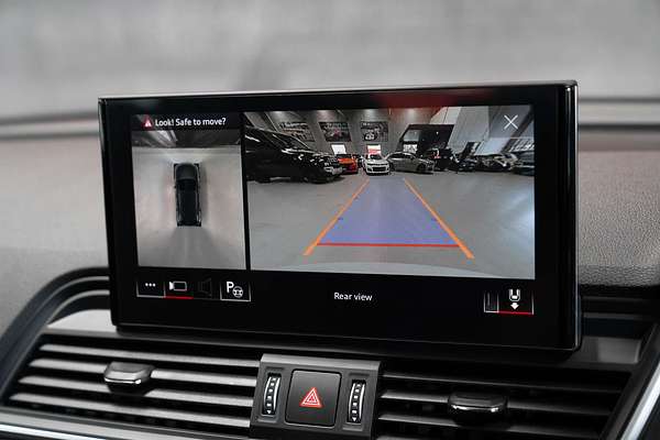 2023 Audi Q5 55 TFSI e S line FY