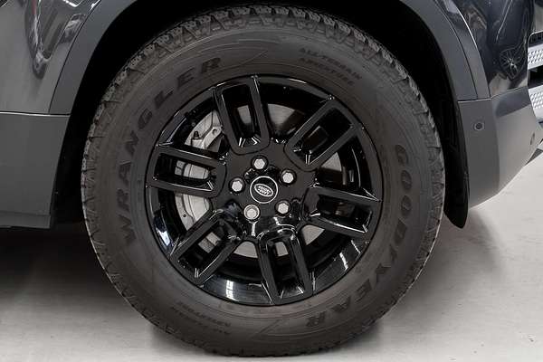 2023 Land Rover Defender 110 P400 SE L663