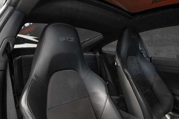 2015 Porsche 911 Carrera GTS 991