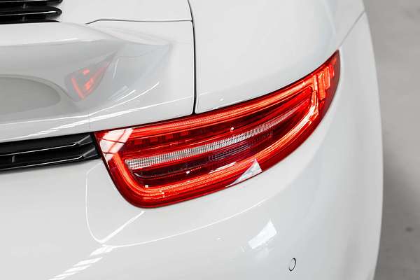 2015 Porsche 911 Carrera GTS 991