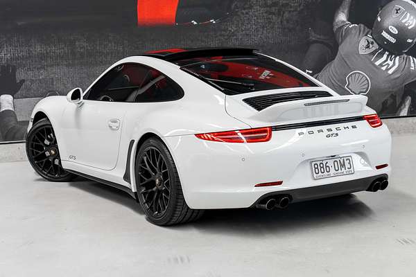 2015 Porsche 911 Carrera GTS 991