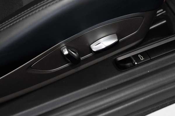 2015 Porsche 911 Carrera GTS 991