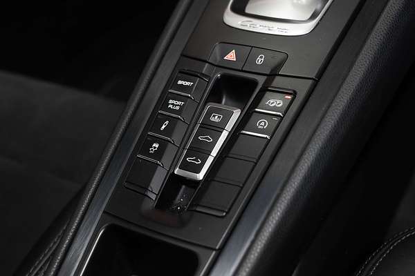 2015 Porsche 911 Carrera GTS 991