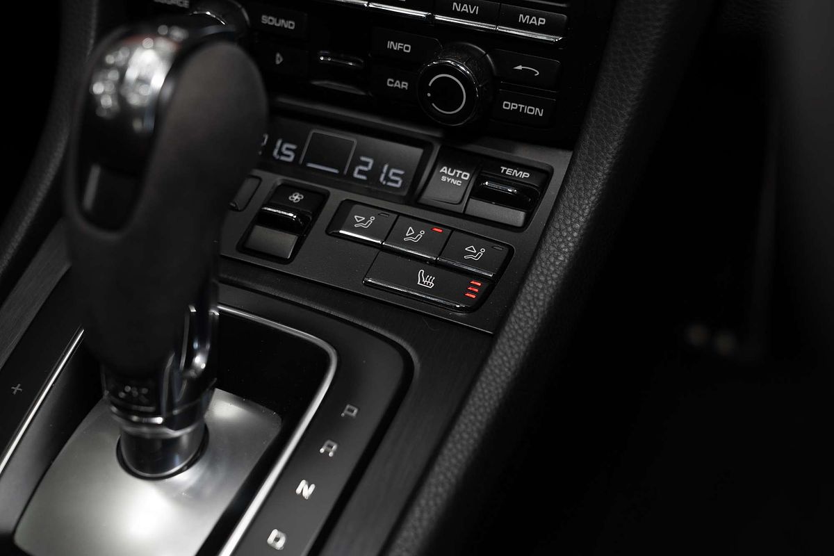 2015 Porsche 911 Carrera GTS 991