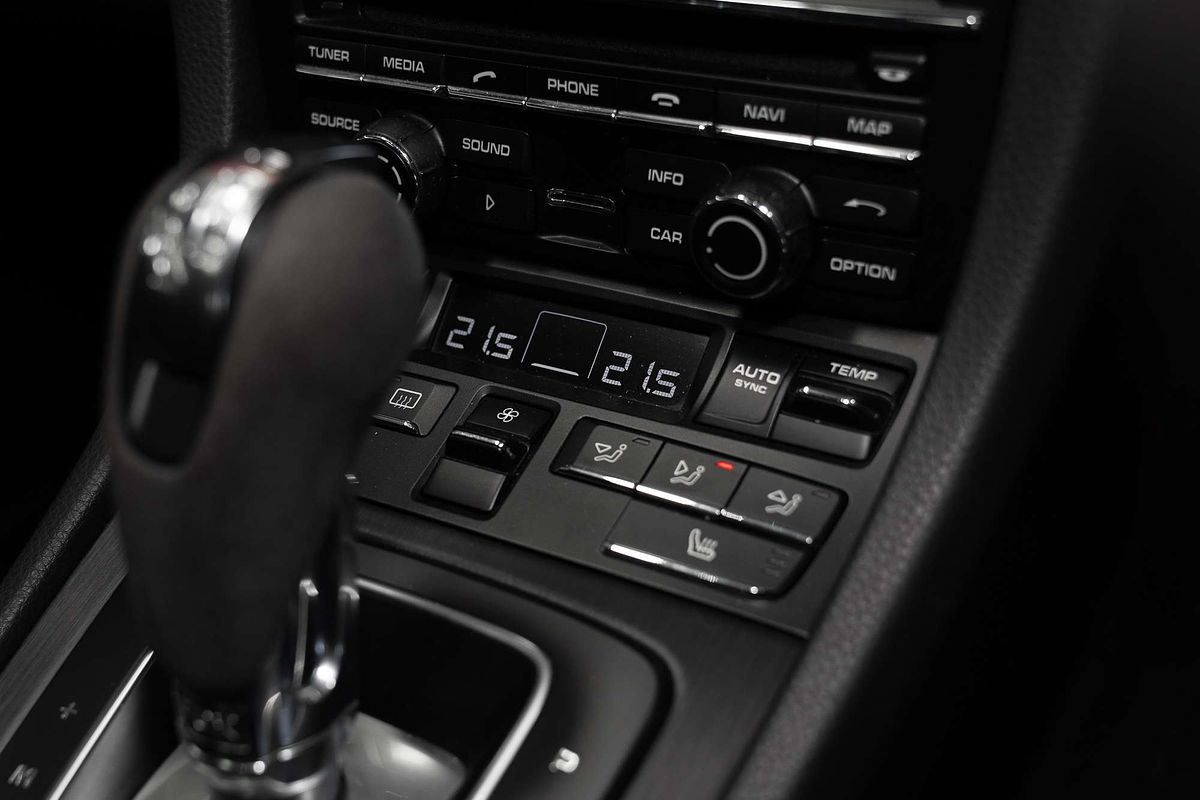 2015 Porsche 911 Carrera GTS 991