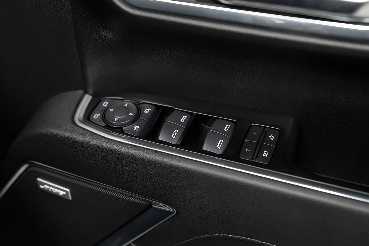 2025 Chevrolet Silverado 1500 LTZ Premium W/Tech Pack T1 4X4