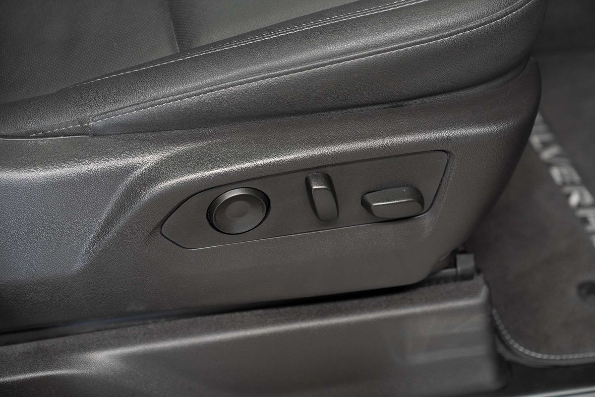 2025 Chevrolet Silverado 1500 LTZ Premium W/Tech Pack T1 4X4