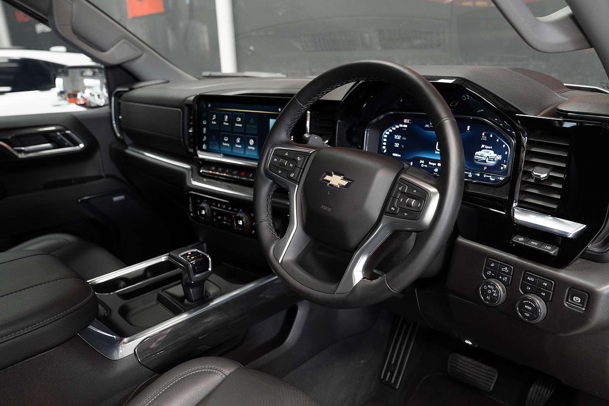 2025 Chevrolet Silverado 1500 LTZ Premium W/Tech Pack T1 4X4