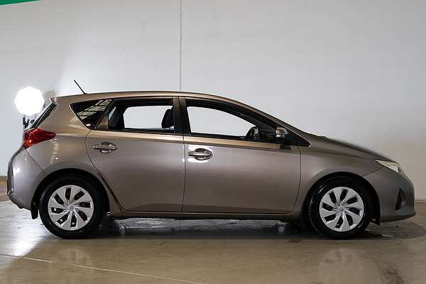 2013 Toyota Corolla Ascent ZRE182R