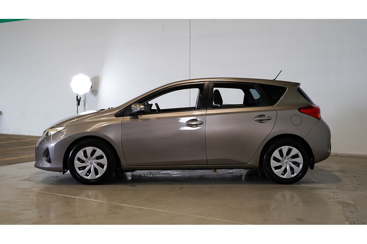 2013 Toyota Corolla Ascent ZRE182R