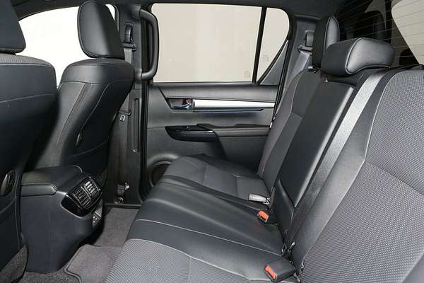 2024 Toyota Hilux Rogue 48V GUN126R 4X4