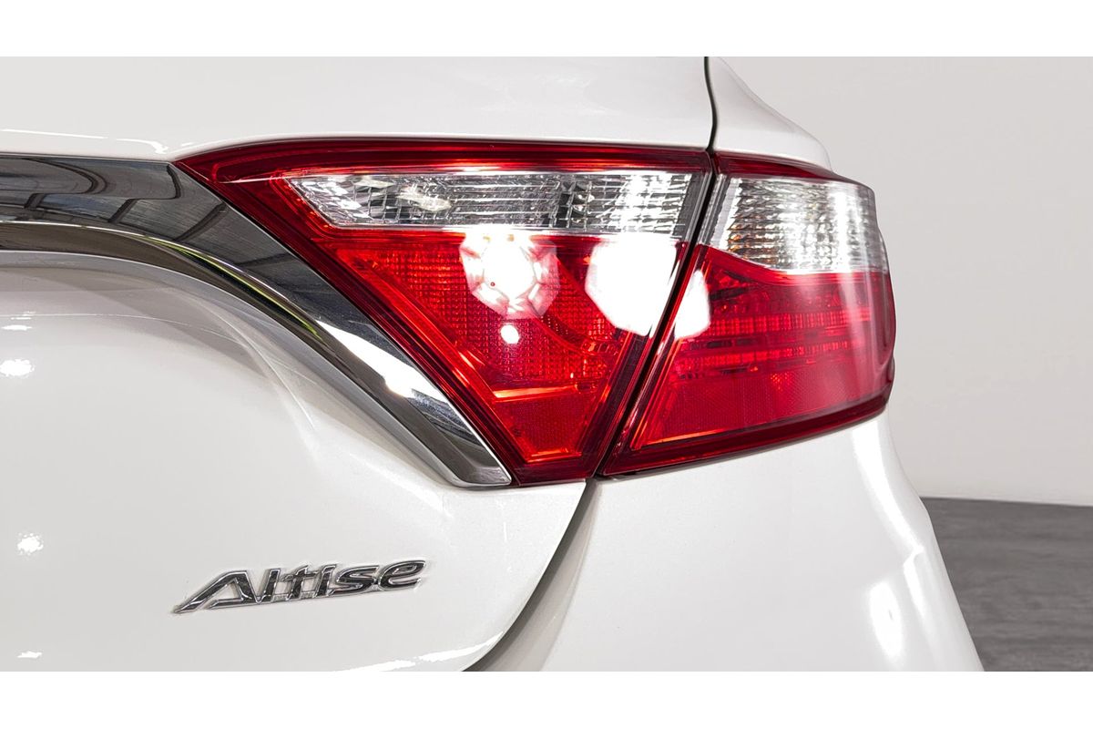 2017 Toyota Camry Altise ASV50R