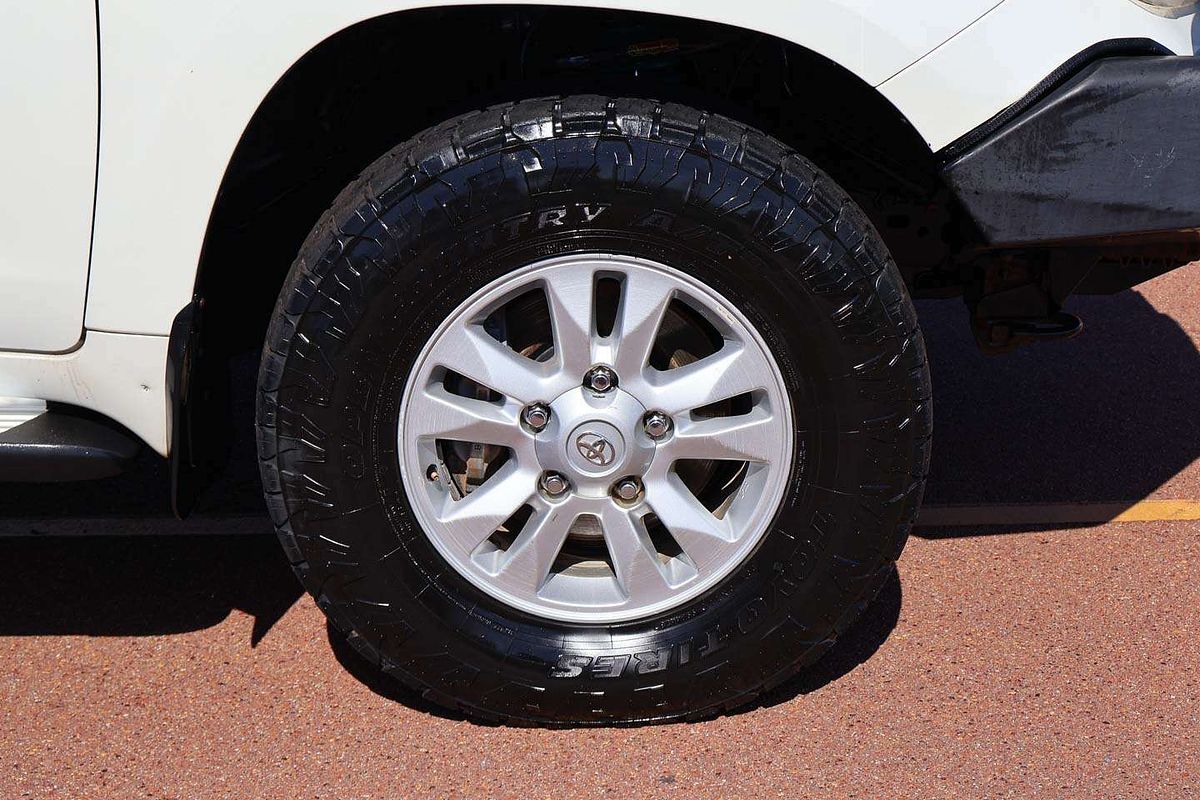 2010 Toyota Landcruiser GXL VDJ200R