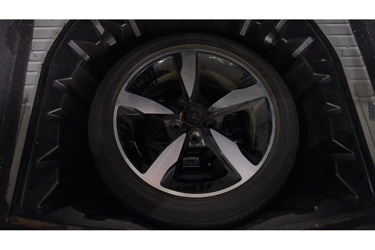 2016 Holden Commodore SV6 Black VF Series II