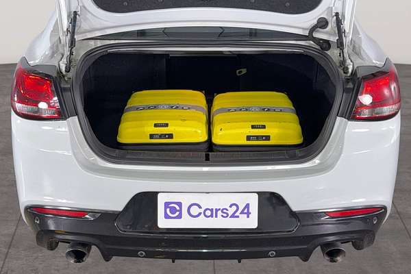 2016 Holden Commodore SV6 Black VF Series II