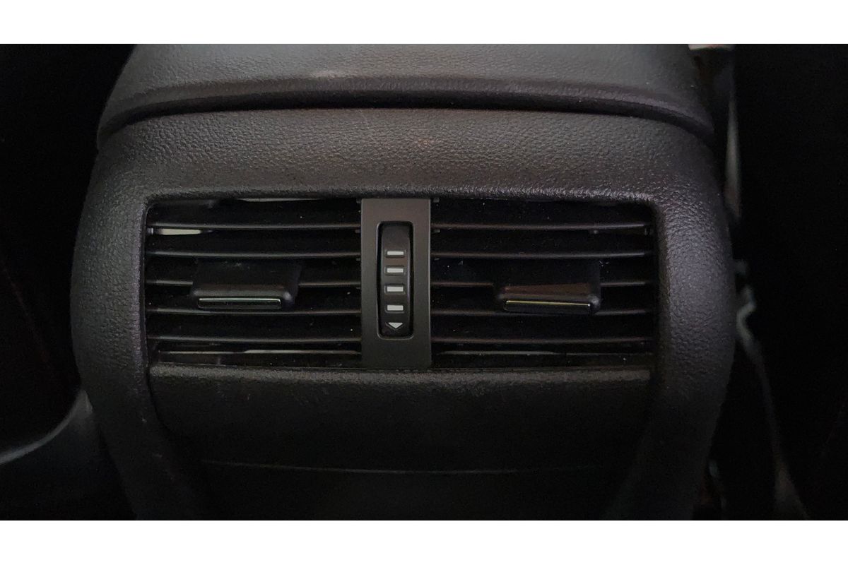 2016 Holden Commodore SV6 Black VF Series II