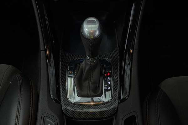 2016 Holden Commodore SV6 Black VF Series II