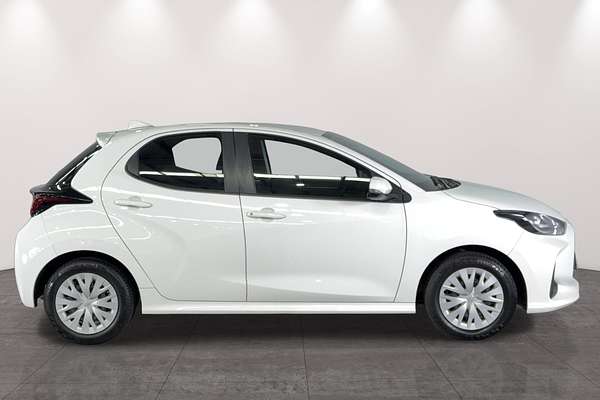 2022 Toyota Yaris Ascent Sport MXPA10R