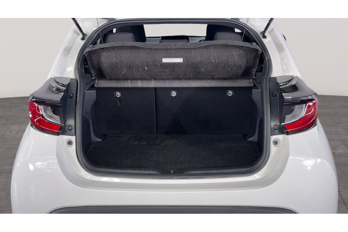 2022 Toyota Yaris Ascent Sport MXPA10R