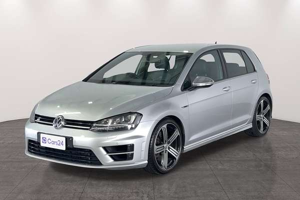 2015 Volkswagen Golf R 7