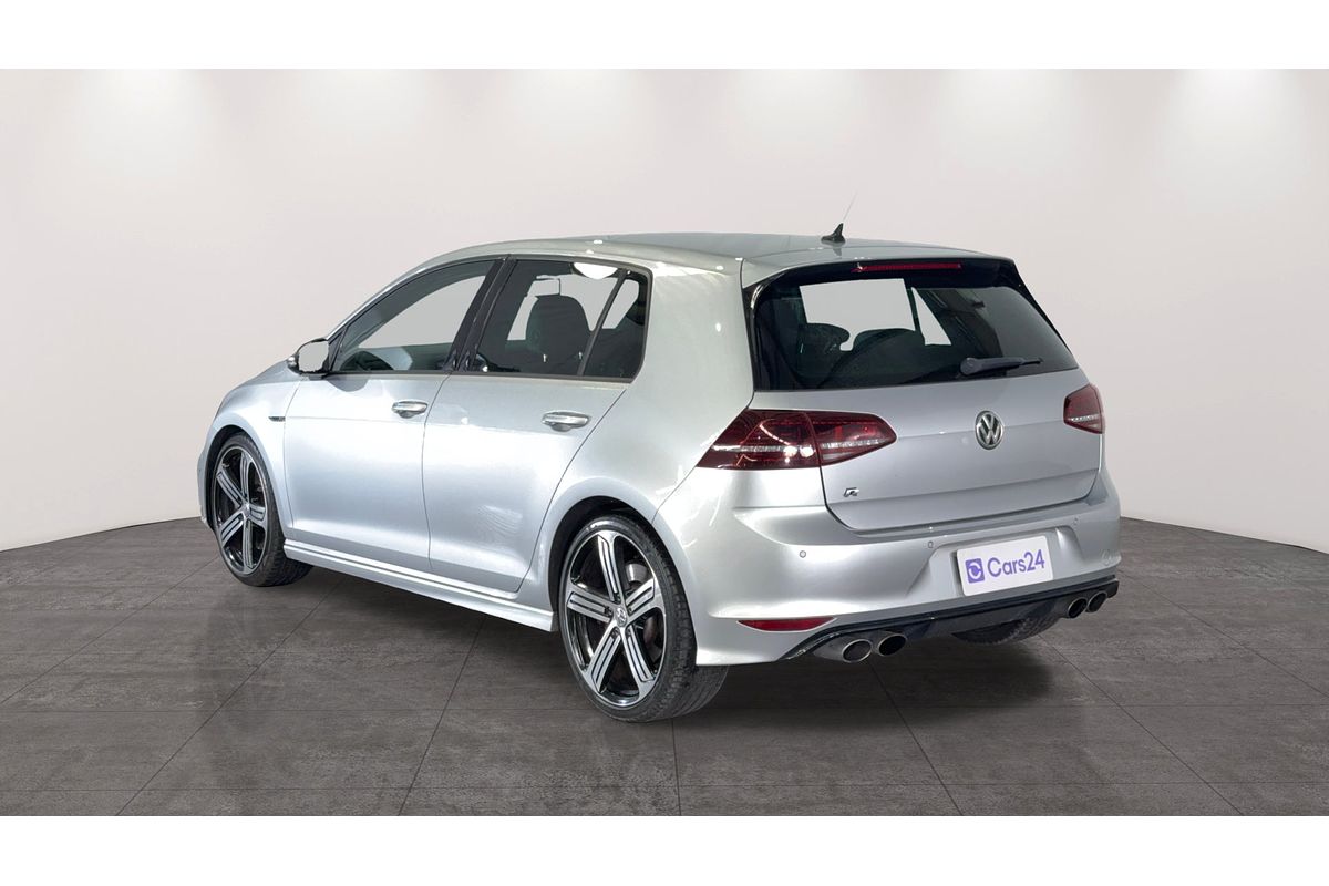 2015 Volkswagen Golf R 7