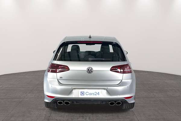 2015 Volkswagen Golf R 7