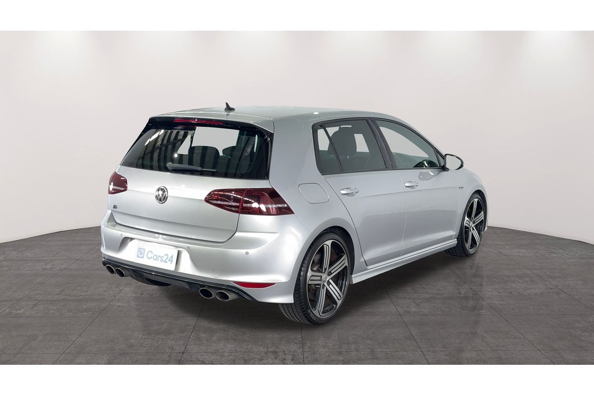 2015 Volkswagen Golf R 7