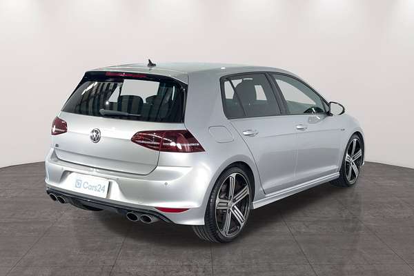 2015 Volkswagen Golf R 7