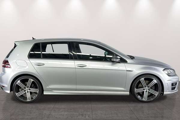 2015 Volkswagen Golf R 7