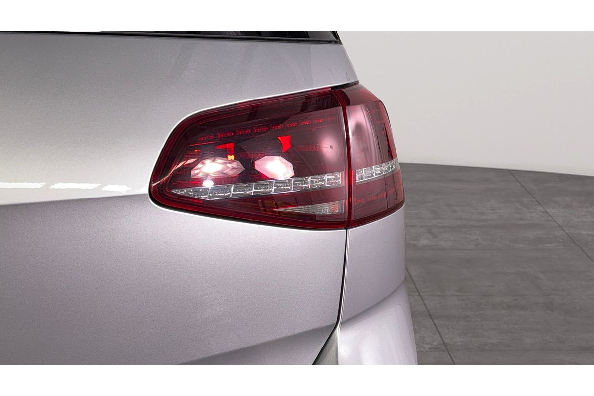 2015 Volkswagen Golf R 7