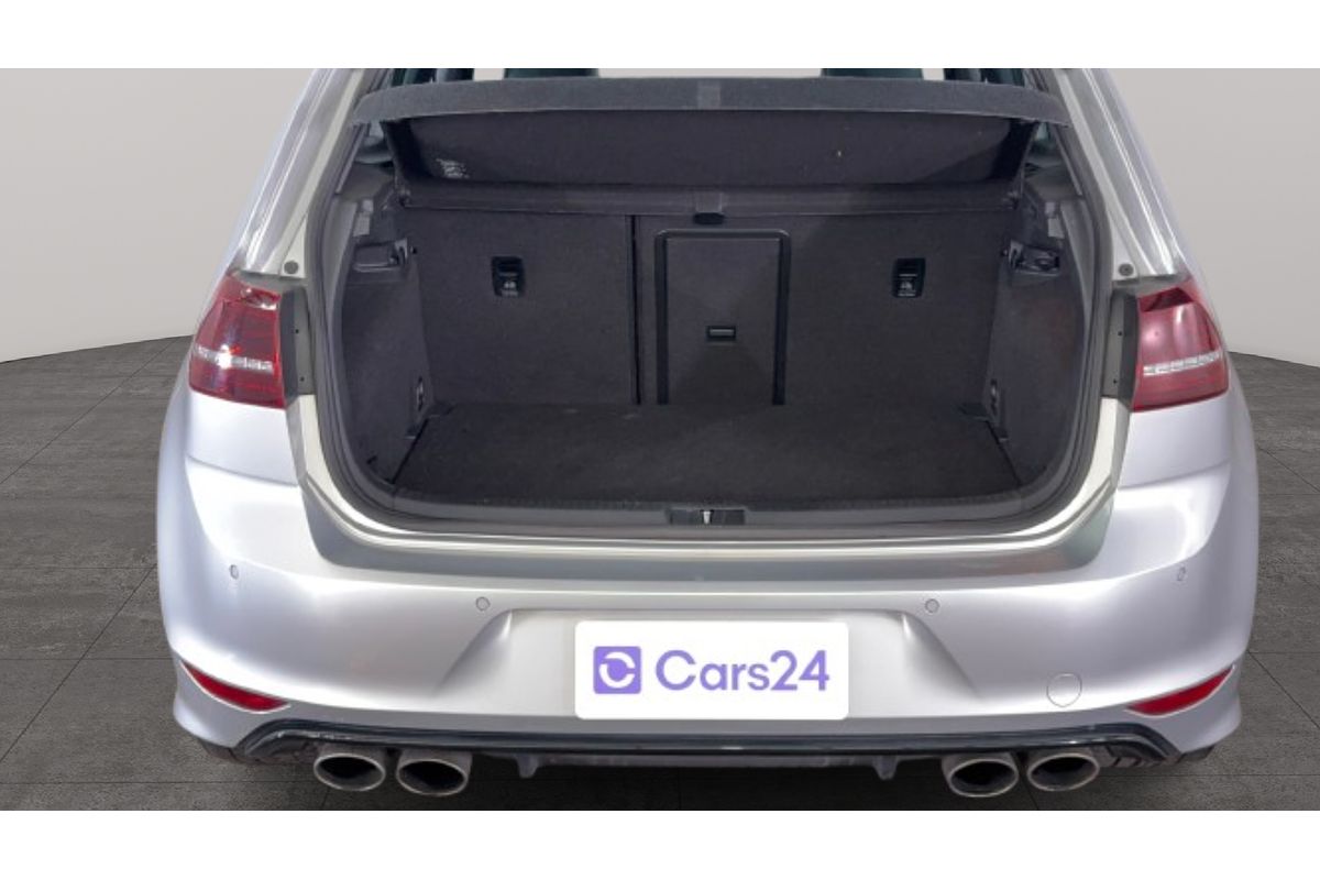 2015 Volkswagen Golf R 7